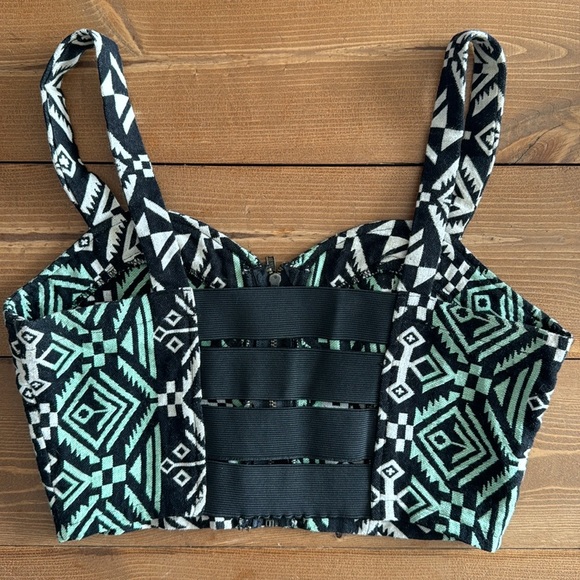 Urban Outfitters- XS Staring at Stars bustier crop top with zippered front - Picture 6 of 7